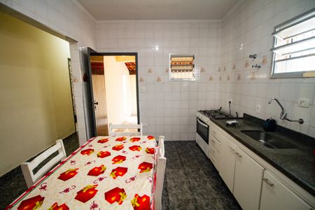 Casa para alugar com 172m², 2 quartos e 3 vagasCozinha