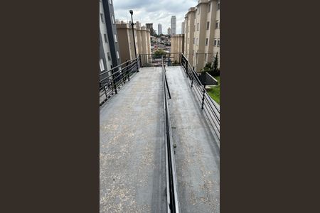 Apartamento à venda com 49m², 2 quartos e 1 vagaRampa - Corrimão