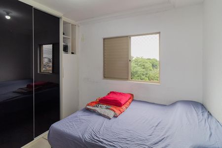 Quarto 1 de apartamento para alugar com 2 quartos, 57m² em Vila Ivone, São Paulo