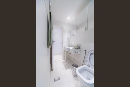 Apartamento à venda com 101m², 2 quartos e 2 vagasBanheiro Social