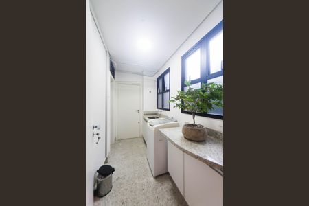 Apartamento à venda com 101m², 2 quartos e 2 vagasÁrea de Serviço
