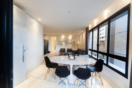 sala de apartamento à venda com 2 quartos, 101m² em Sion, Belo Horizonte