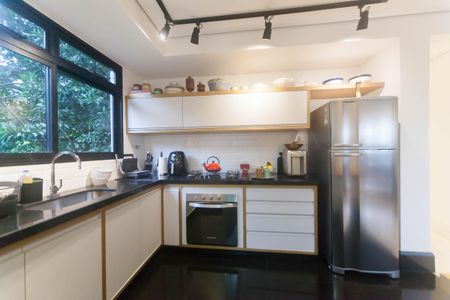 Apartamento à venda com 101m², 2 quartos e 2 vagasCozinha