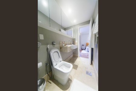 Apartamento à venda com 101m², 2 quartos e 2 vagassuite 