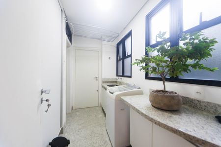 Apartamento à venda com 101m², 2 quartos e 2 vagasÁrea de Serviço