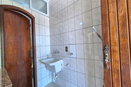 Casa para alugar com 150m², 3 quartos e 4 vagasÁrea de Serviço