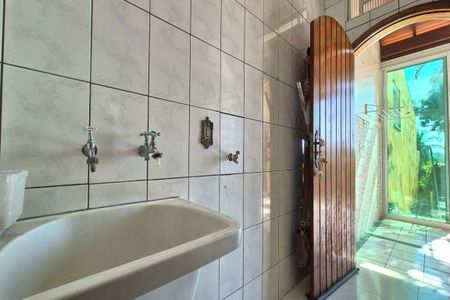 Casa para alugar com 150m², 3 quartos e 4 vagasÁrea de Serviço