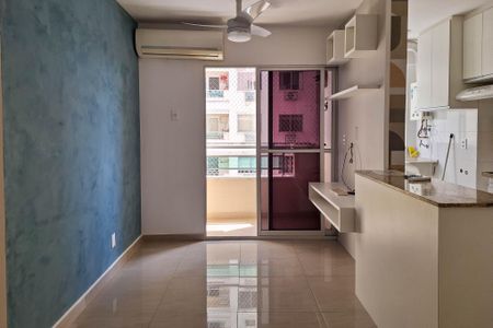Apartamento para alugar com 58m², 2 quartos e 1 vaga Apartamento para alugar com 58m², 2 quartos e 1 vagaSala