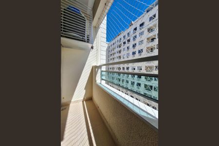 Apartamento para alugar com 58m², 2 quartos e 1 vaga Apartamento para alugar com 58m², 2 quartos e 1 vagaSala