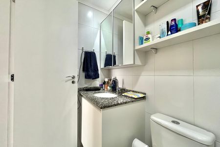 Apartamento para alugar com 50m², 2 quartos e 1 vaga Apartamento para alugar com 50m², 2 quartos e 1 vagaBanheiro