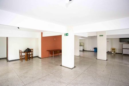 Apartamento à venda com 62m², 1 quarto e sem vagaSalão de Festas