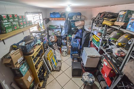 Casa à venda com 180m², 2 quartos e 4 vagasQuarto de Serviço