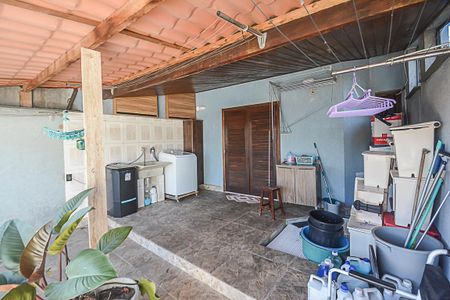Casa à venda com 180m², 2 quartos e 4 vagasÁrea de Serviço