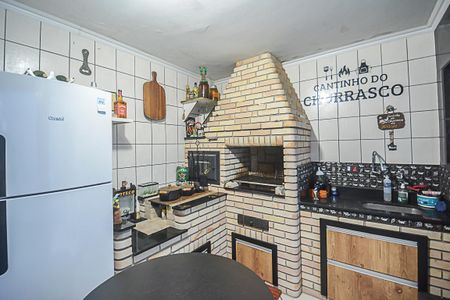 Casa à venda com 180m², 2 quartos e 4 vagasChurrasqueira