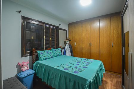 Casa à venda com 180m², 2 quartos e 4 vagasQuarto 2