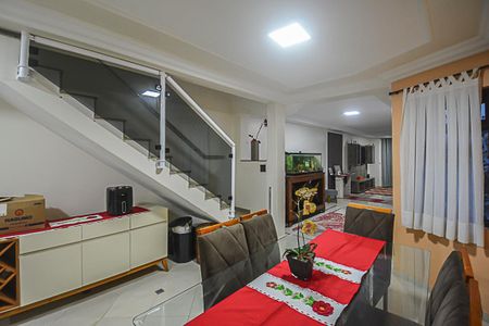Casa à venda com 180m², 2 quartos e 4 vagasSala 2