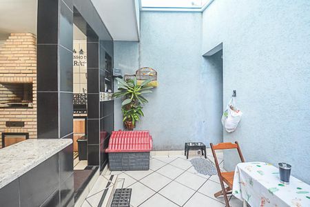 Casa à venda com 180m², 2 quartos e 4 vagasChurrasqueira