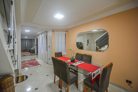 Casa à venda com 180m², 2 quartos e 4 vagasSala 2