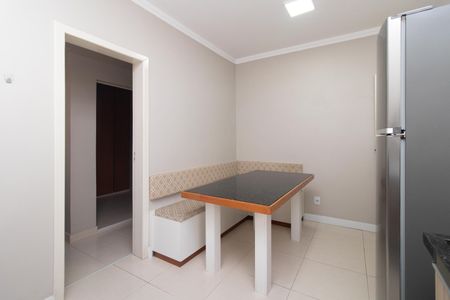Apartamento para alugar com 105m², 3 quartos e 1 vagaCozinha