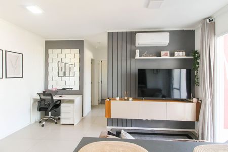 Apartamento à venda com 58m², 2 quartos e 2 vagasSala