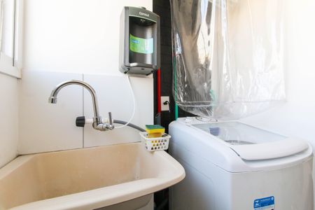 Apartamento à venda com 58m², 2 quartos e 2 vagasCozinha e Área de Serviço