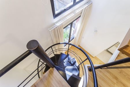 Apartamento para alugar com 49m², 1 quarto e 1 vagaEscada