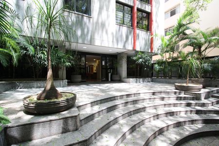 Apartamento para alugar com 49m², 1 quarto e 1 vagaFachada