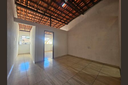 Casa para alugar com 200m², 5 quartos e 1 vagasala 2