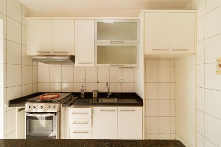 Apartamento à venda com 62m², 2 quartos e 1 vaga Apartamento à venda com 62m², 2 quartos e 1 vagaCozinha