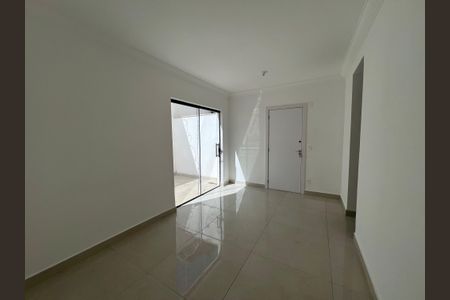 Apartamento para alugar com 2 quartos, 110m² em Floresta, Belo Horizonte
