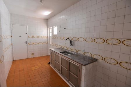 Apartamento para alugar com 71m², 2 quartos e 1 vagaCozinha