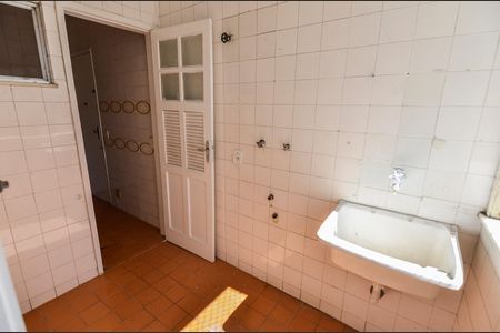 Apartamento para alugar com 71m², 2 quartos e 1 vagaÁrea de Serviço