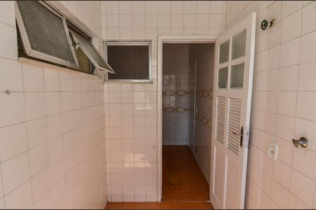 Apartamento para alugar com 71m², 2 quartos e 1 vagaÁrea de Serviço