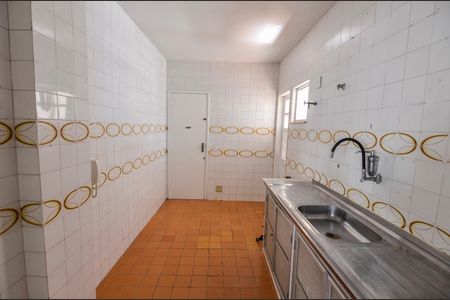 Apartamento para alugar com 71m², 2 quartos e 1 vagaCozinha