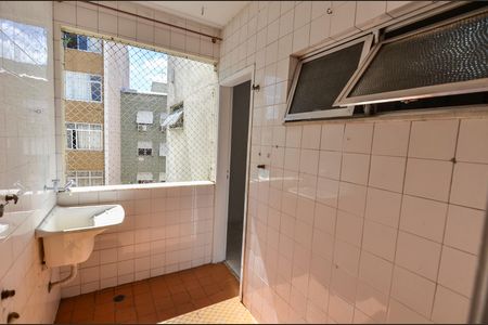 Apartamento para alugar com 71m², 2 quartos e 1 vagaÁrea de Serviço