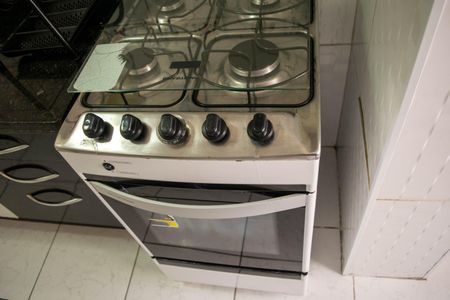 Apartamento à venda com 58m², 2 quartos e 1 vagaCozinha e Área de Serviço