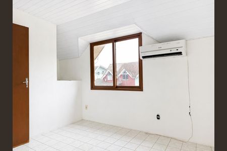 Quarto de casa para alugar com 3 quartos, 75m² em Vargem do Bom Jesus, Florianópolis