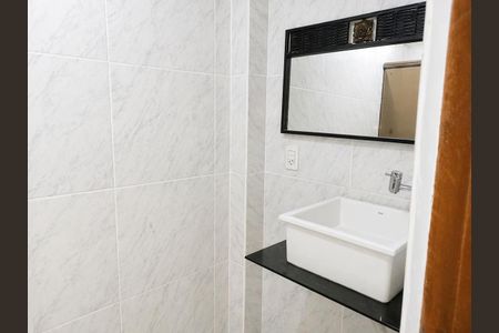 Casa para alugar com 75m², 3 quartos e 4 vagasBanheiro