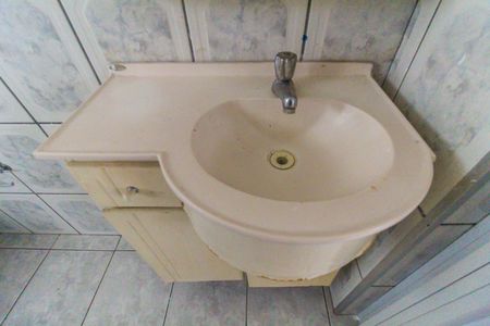 Apartamento para alugar com 43m², 2 quartos e 2 vagas Apartamento para alugar com 43m², 2 quartos e 2 vagasBanheiro