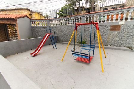 Apartamento para alugar com 43m², 2 quartos e 2 vagas Apartamento para alugar com 43m², 2 quartos e 2 vagasPlayground