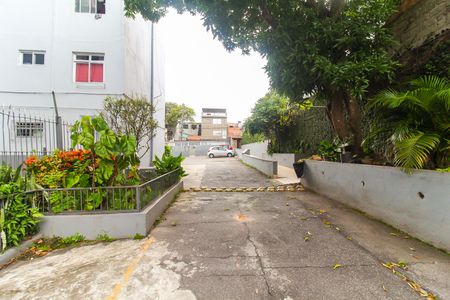 Apartamento para alugar com 43m², 2 quartos e 2 vagas Apartamento para alugar com 43m², 2 quartos e 2 vagasEstacionamento