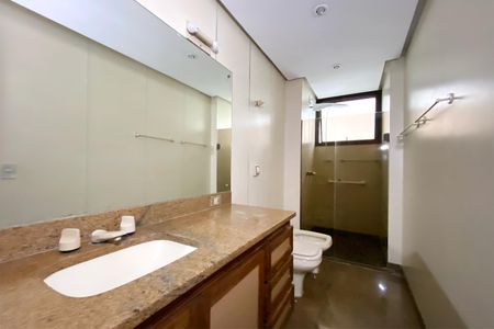 Apartamento à venda com 170m², 4 quartos e 2 vagasBanheiro