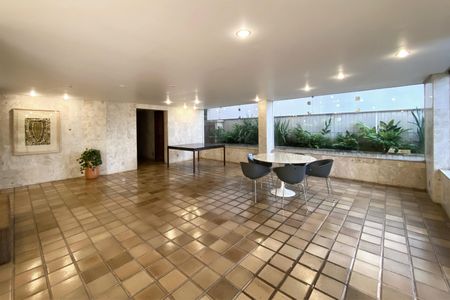 Apartamento à venda com 170m², 4 quartos e 2 vagasÁrea comum - Salão de festas