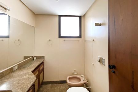 Apartamento à venda com 170m², 4 quartos e 2 vagasBanheiro da Suíte 1