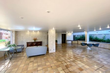 Apartamento à venda com 170m², 4 quartos e 2 vagasÁrea comum - Salão de festas