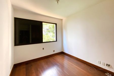 Apartamento à venda com 170m², 4 quartos e 2 vagasQuarto 3