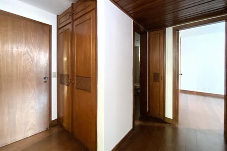 Apartamento à venda com 170m², 4 quartos e 2 vagasBanheiro