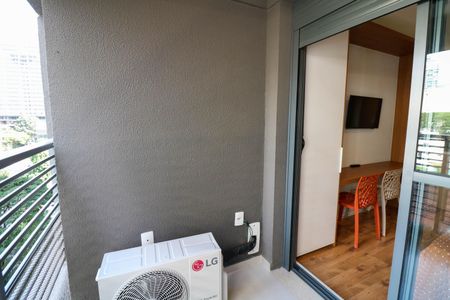 Kitnet/Studio para alugar com 1 quarto, 26m² em Jardim das Acacias, São Paulo