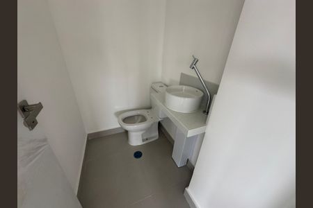 Apartamento à venda com 107m², 2 quartos e 2 vagasLavabo