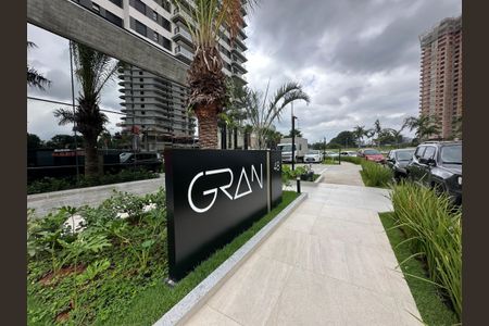 Apartamento à venda com 107m², 2 quartos e 2 vagasFachada